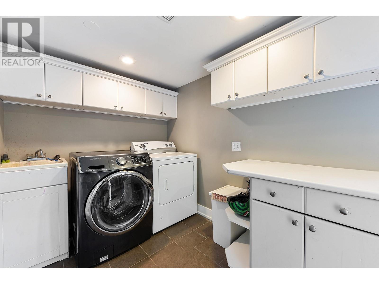 747 E 6th Street, North Vancouver, British Columbia V7L 1R5 - Photo 33 - R2921638