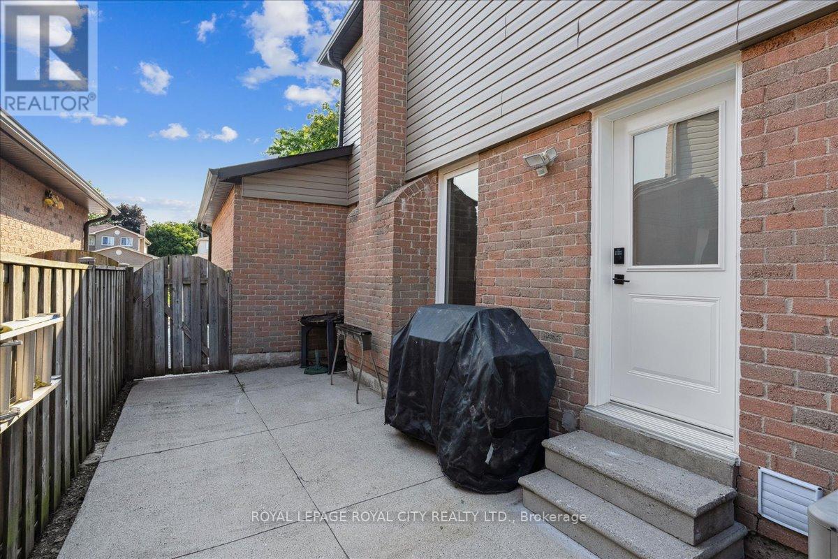 6225 Miller's Grove, Mississauga (Meadowvale), Ontario  L5N 3C6 - Photo 37 - W9302819