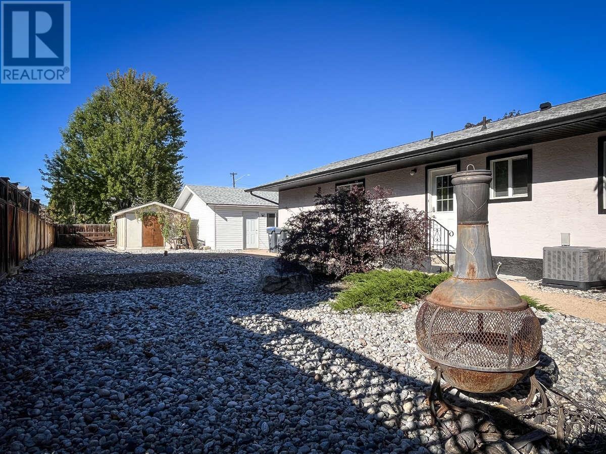 Property at 13608 Rumball Avenue image 4