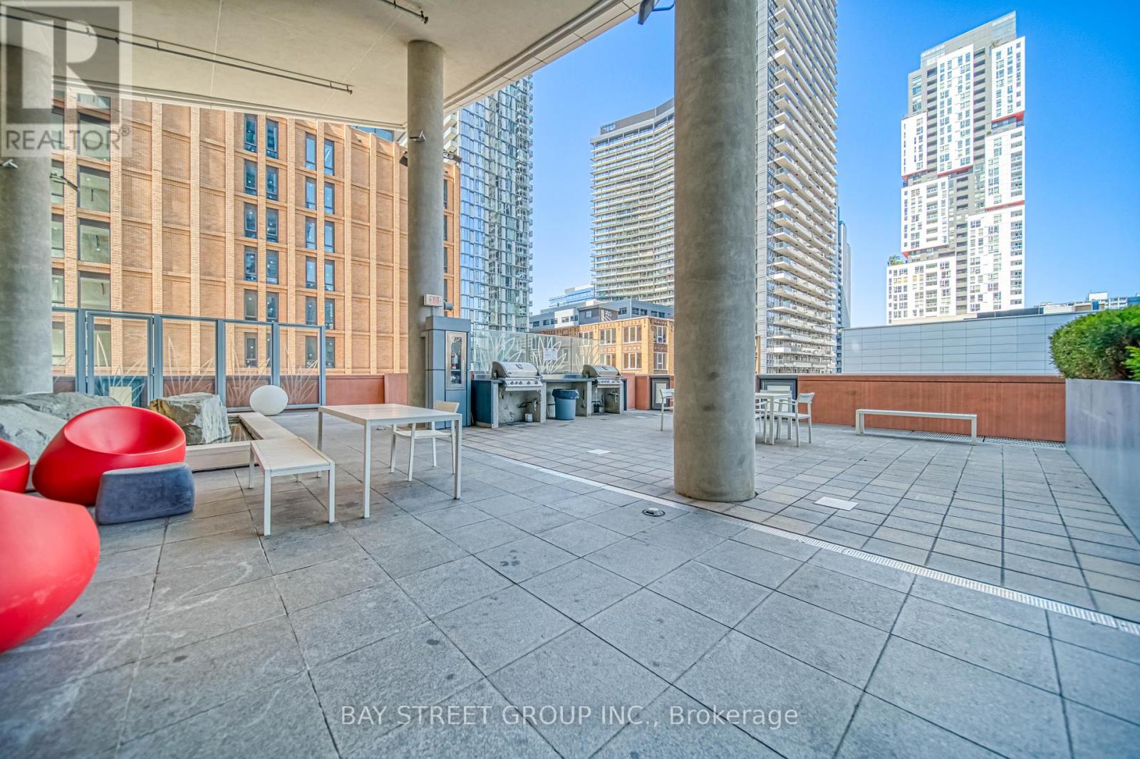 704 - 21 Widmer Street, Toronto (Waterfront Communities), Ontario  M5V 0B8 - Photo 34 - C9303062