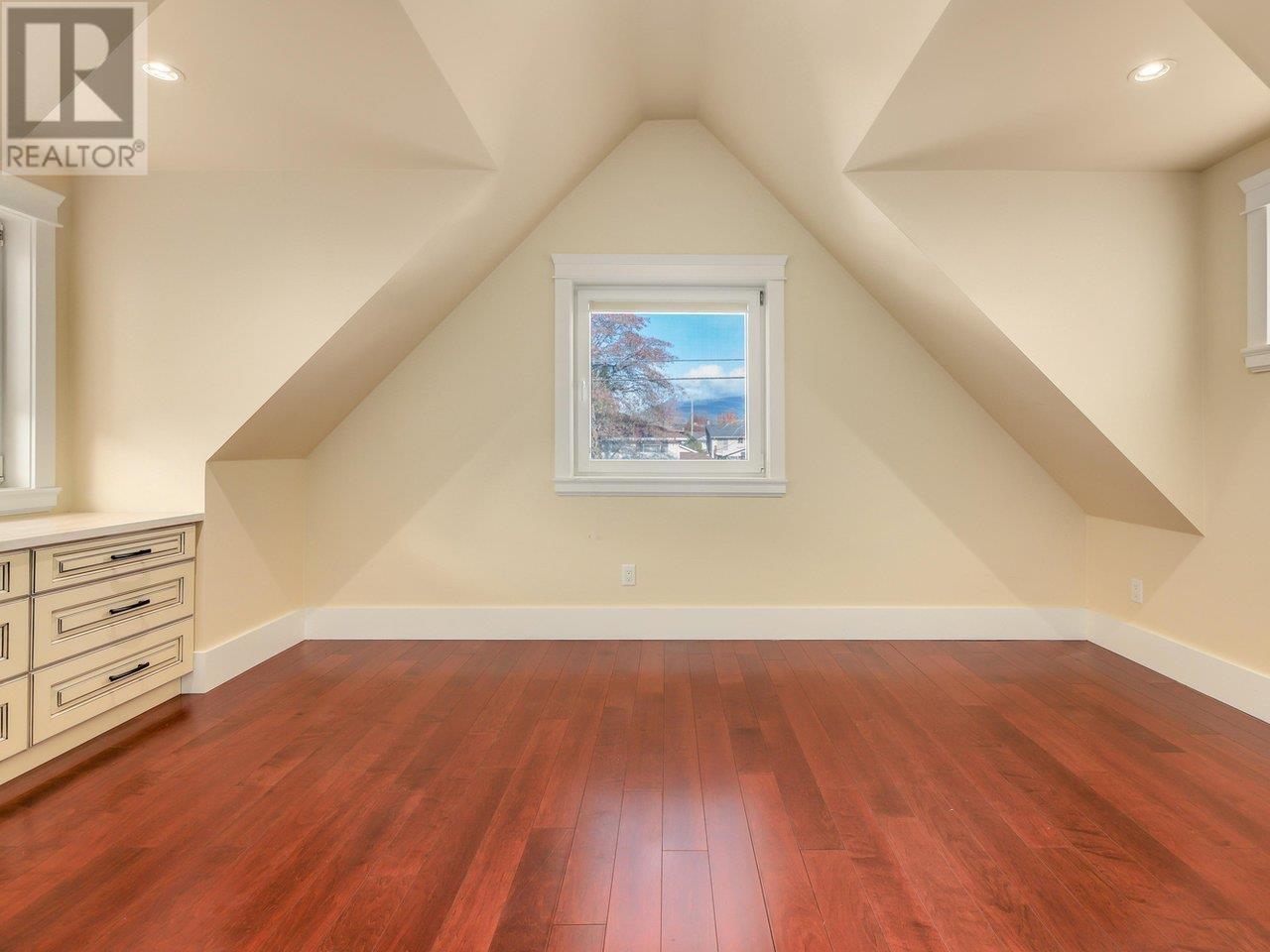 6296 Aubrey Street, Burnaby, British Columbia  V5B 2E1 - Photo 23 - R2920920
