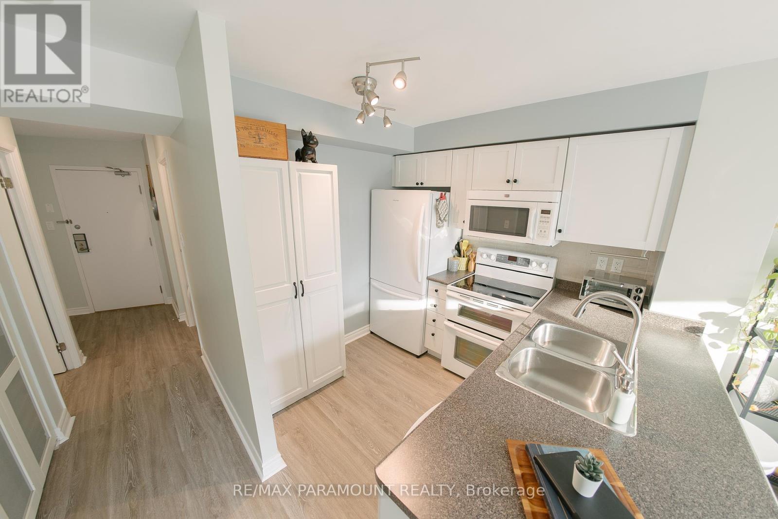 619 - 650 Queens Quay W, Toronto (Niagara), Ontario  M5V 3N2 - Photo 5 - C9303148