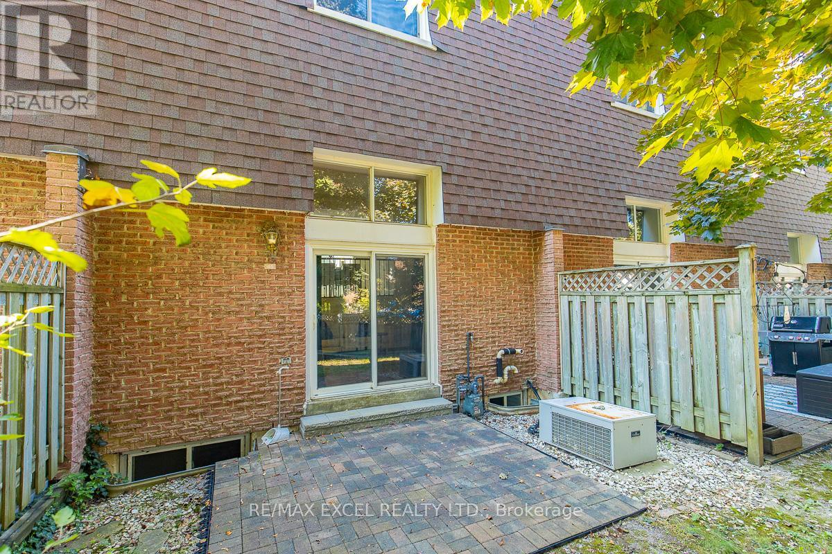 45 - 653 Village Parkway, Markham (Unionville), Ontario  L3R 2R2 - Photo 13 - N9303085