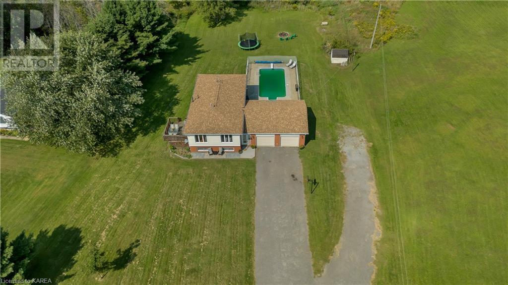 3034 Railton Road, Harrowsmith, Ontario  K0H 1V0 - Photo 5 - 40642449