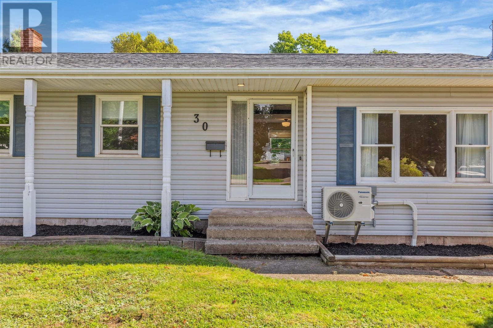 30 Seymour, Cornwall, Prince Edward Island  C0A 1H0 - Photo 2 - 202421540