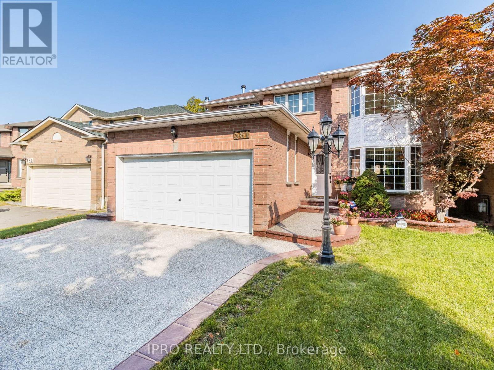 581 Yorkminster Crescent, Mississauga (Hurontario), Ontario  L5R 2A1 - Photo 1 - W9303601