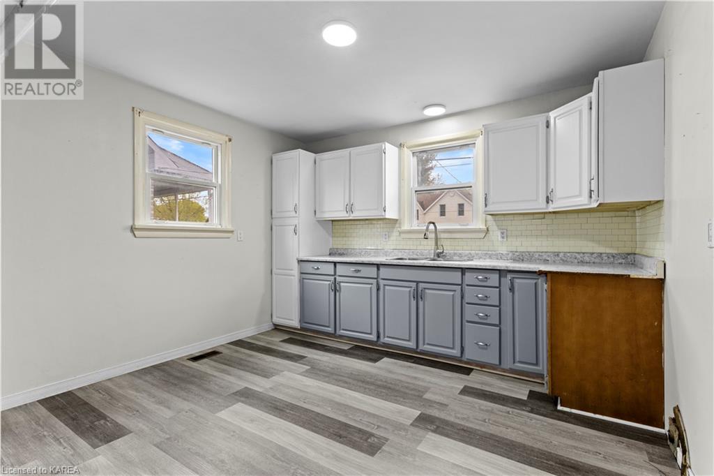 135 Elm Street, Gananoque, Ontario  K7G 2T1 - Photo 11 - 40642974