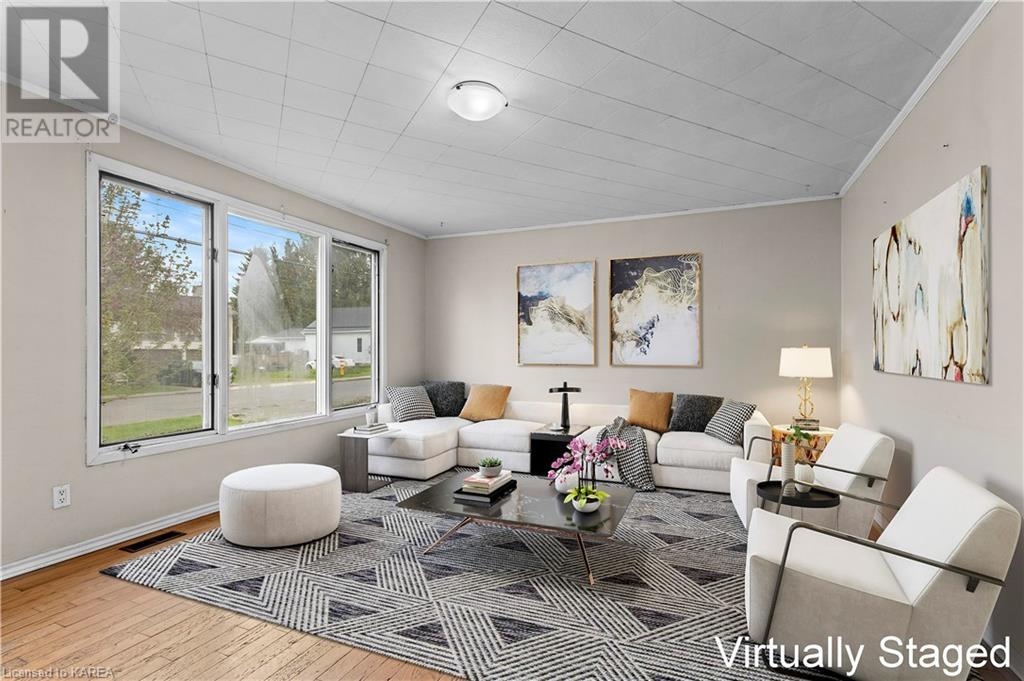 135 Elm Street, Gananoque, Ontario  K7G 2T1 - Photo 6 - 40642974