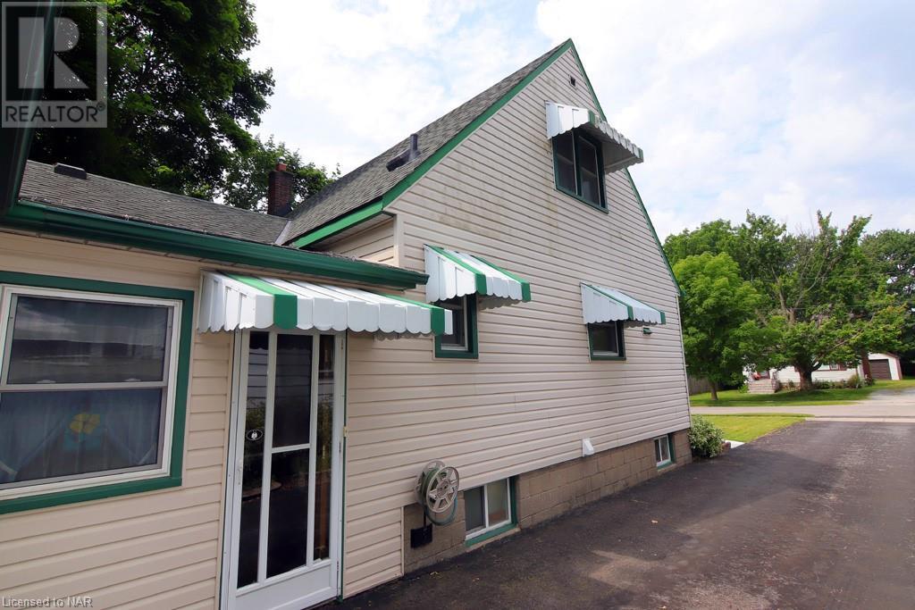 6776 Betty Avenue, Niagara Falls, Ontario  L2G 5W3 - Photo 2 - 40641928