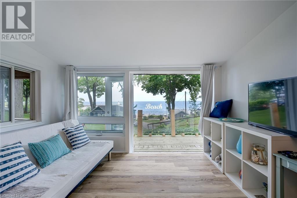 12 Bucks Park, Port Dover, Ontario  N0A 1N0 - Photo 1 - 40642330