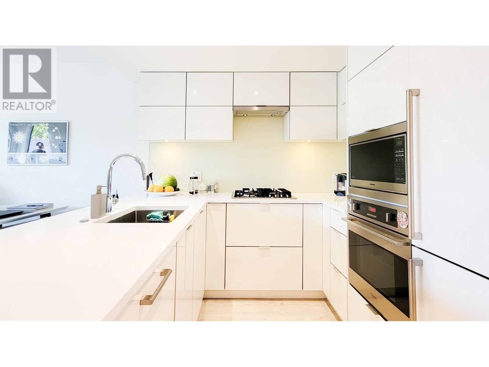 Listing Picture 8 of 12 : 802 238 W BROADWAY, Vancouver / 溫哥華 - 魯藝地產 Yvonne Lu Group - MLS Medallion Club Member