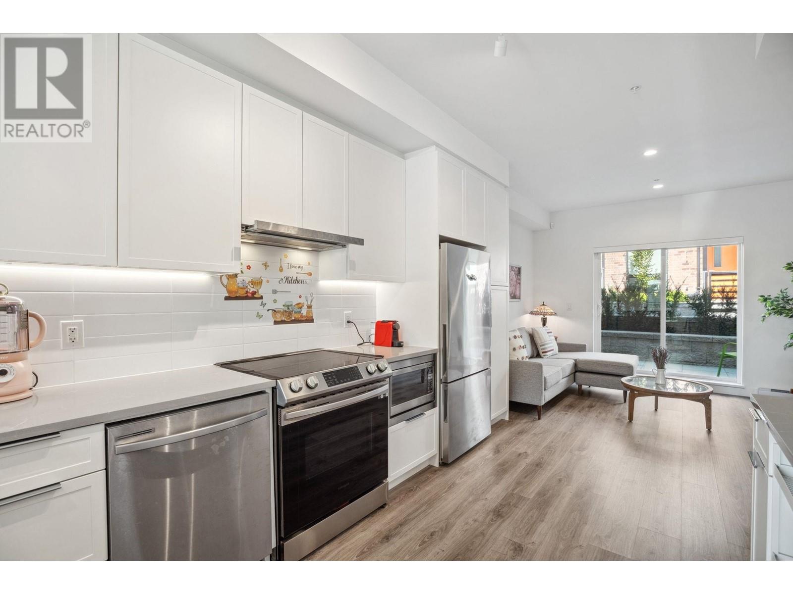 103 609 SYDNEY AVENUE