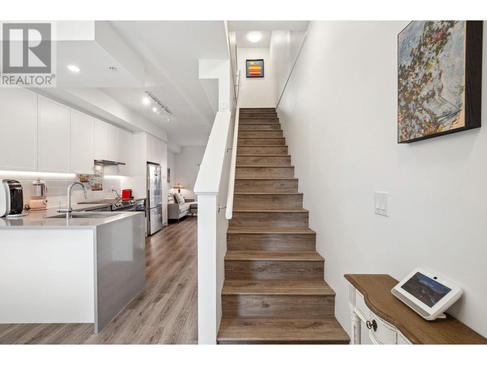 103 609 SYDNEY AVENUE