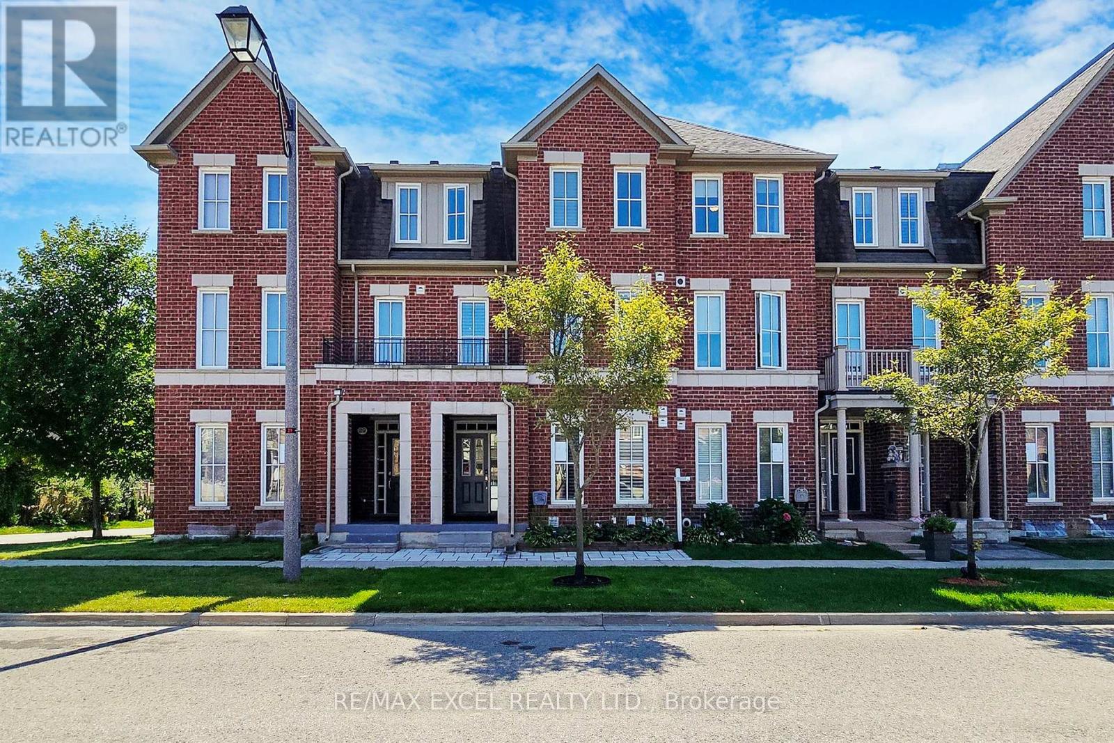 27 EARNSHAW DRIVE, markham (victoria square), Ontario