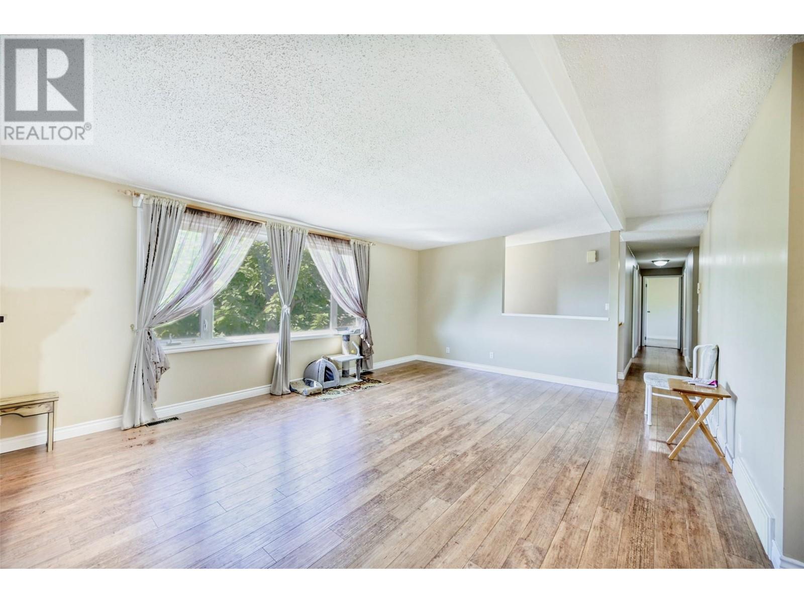 Property at 8906 Jubilee Drive image 4