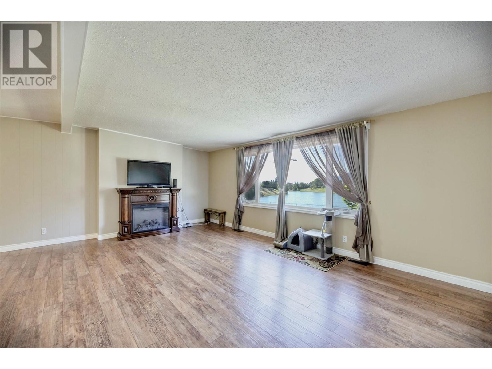 Property at 8906 Jubilee Drive image 5