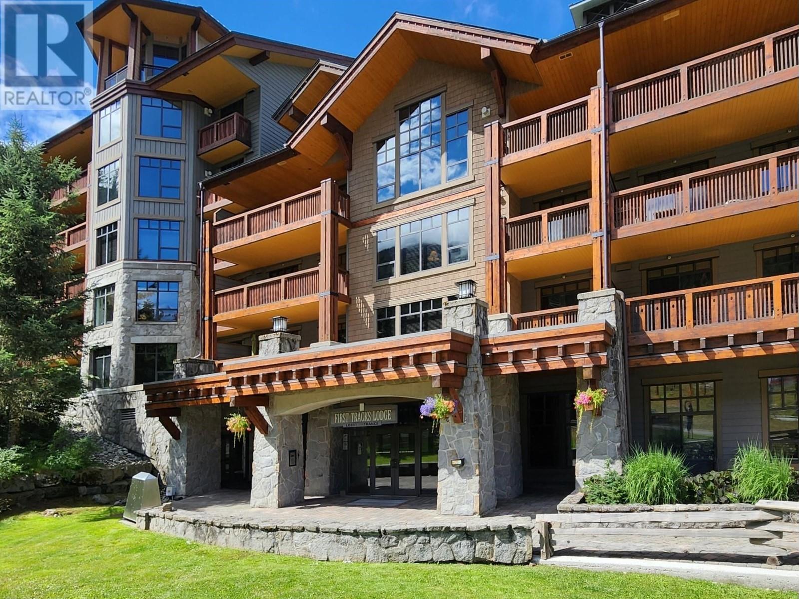 314 2202 Gondola Way, Whistler, British Columbia  V8E 0M7 - Photo 2 - R2917014