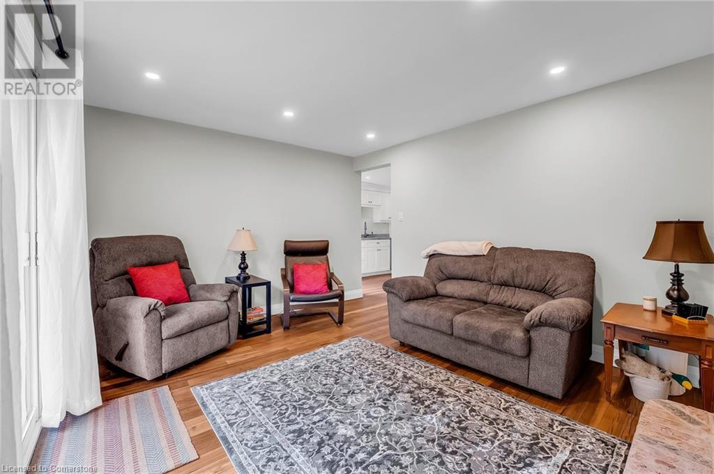 27 Yarwood PlaceKitchener, Ontario  N2E 2T6 - Photo 13 - 40571931
