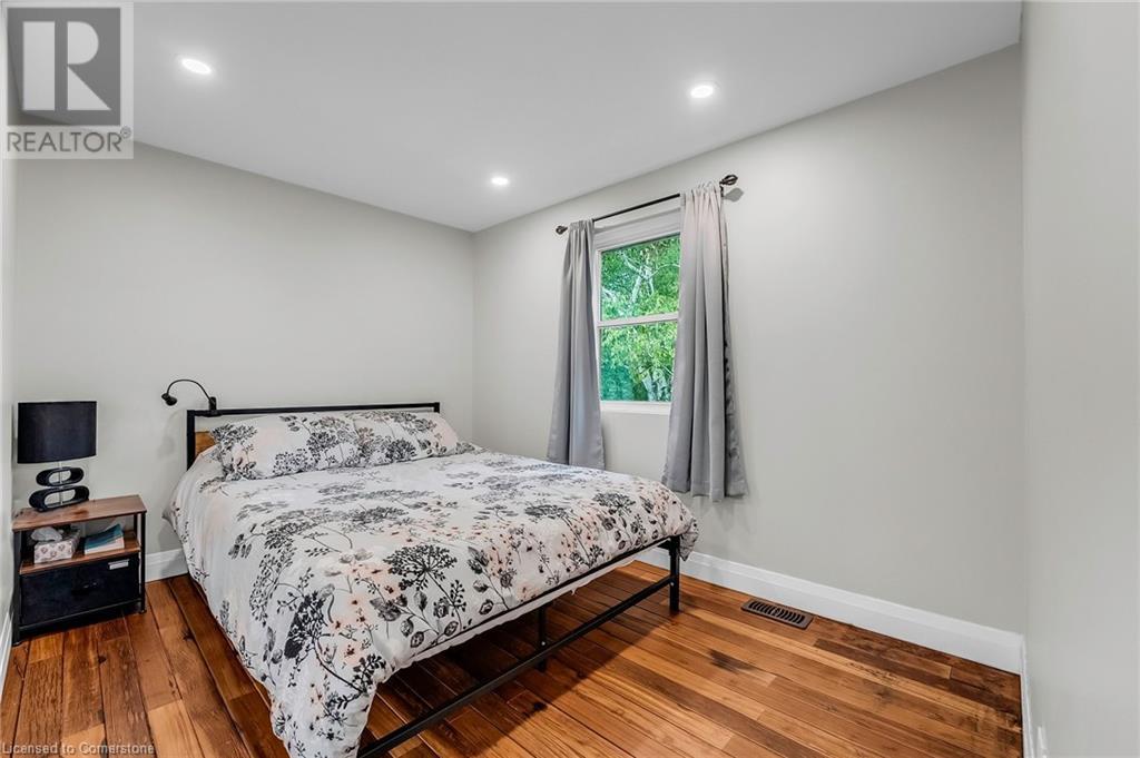 27 Yarwood PlaceKitchener, Ontario  N2E 2T6 - Photo 24 - 40571931