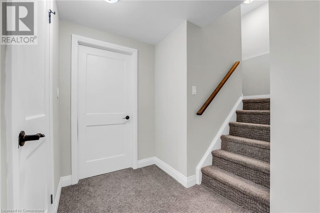27 Yarwood PlaceKitchener, Ontario  N2E 2T6 - Photo 31 - 40571931