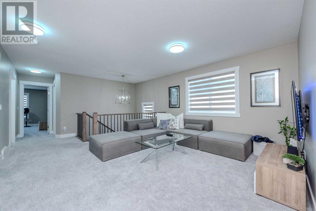 271 Belvedere Drive Se, Calgary, Alberta  T2A 7M5 - Photo 33 - A2162888