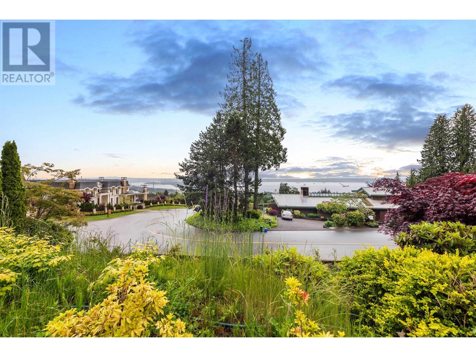 Property at 2206 WESTHILL DRIVE image 2