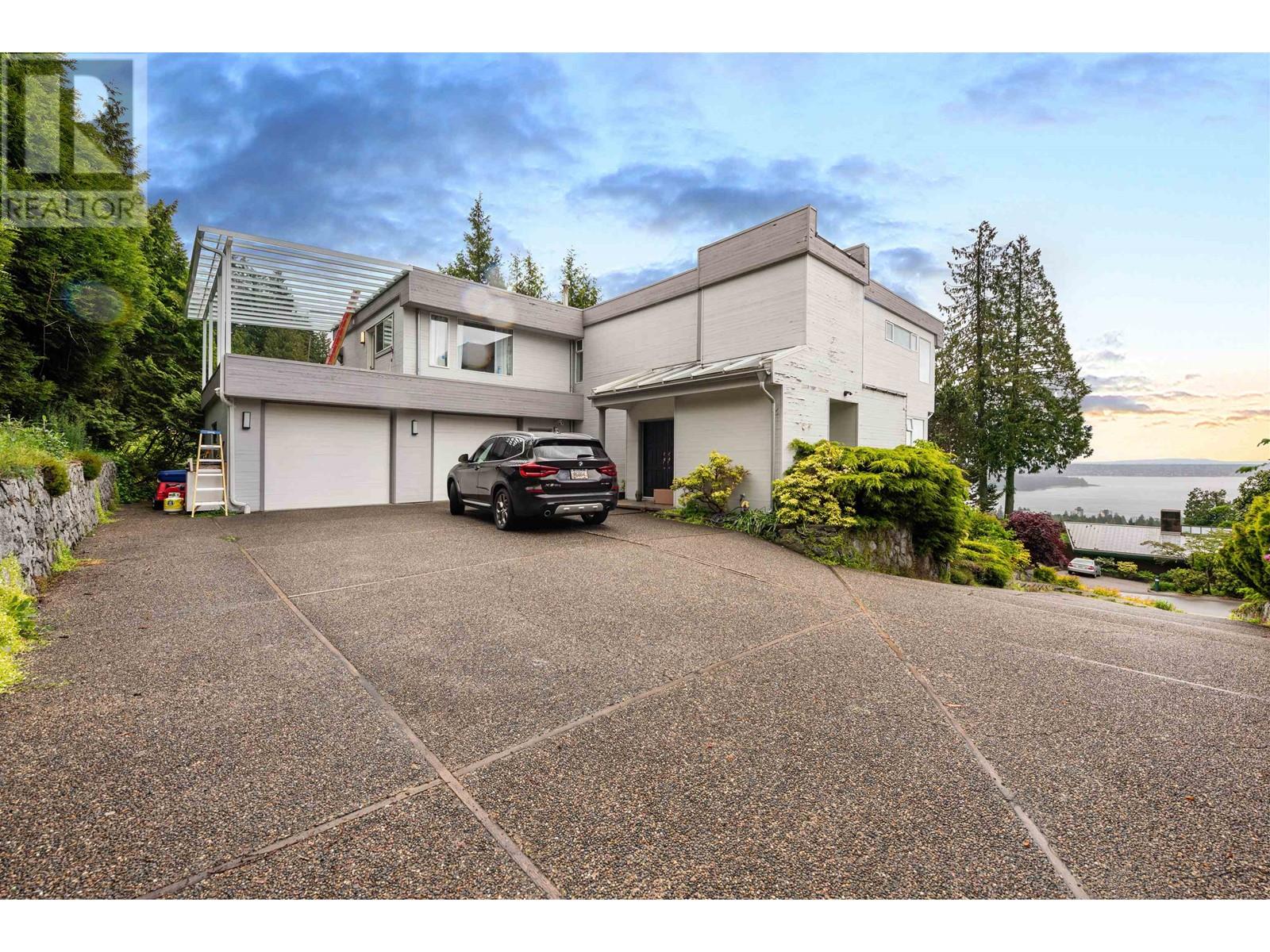 Property at 2206 WESTHILL DRIVE image 3