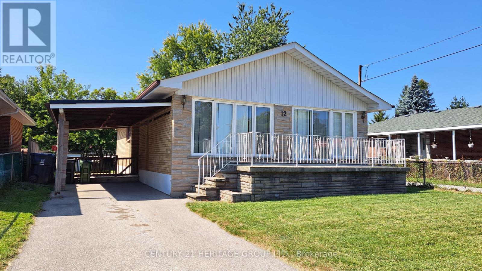 12 Kitson Drive, Toronto (Cliffcrest), Ontario  M1M 3C8 - Photo 1 - E9304866