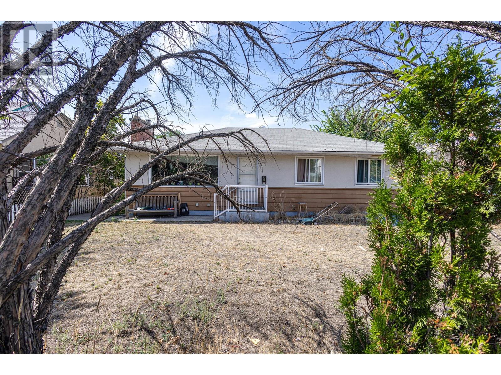 Property at 1375 GOVERNMENT Street image 5
