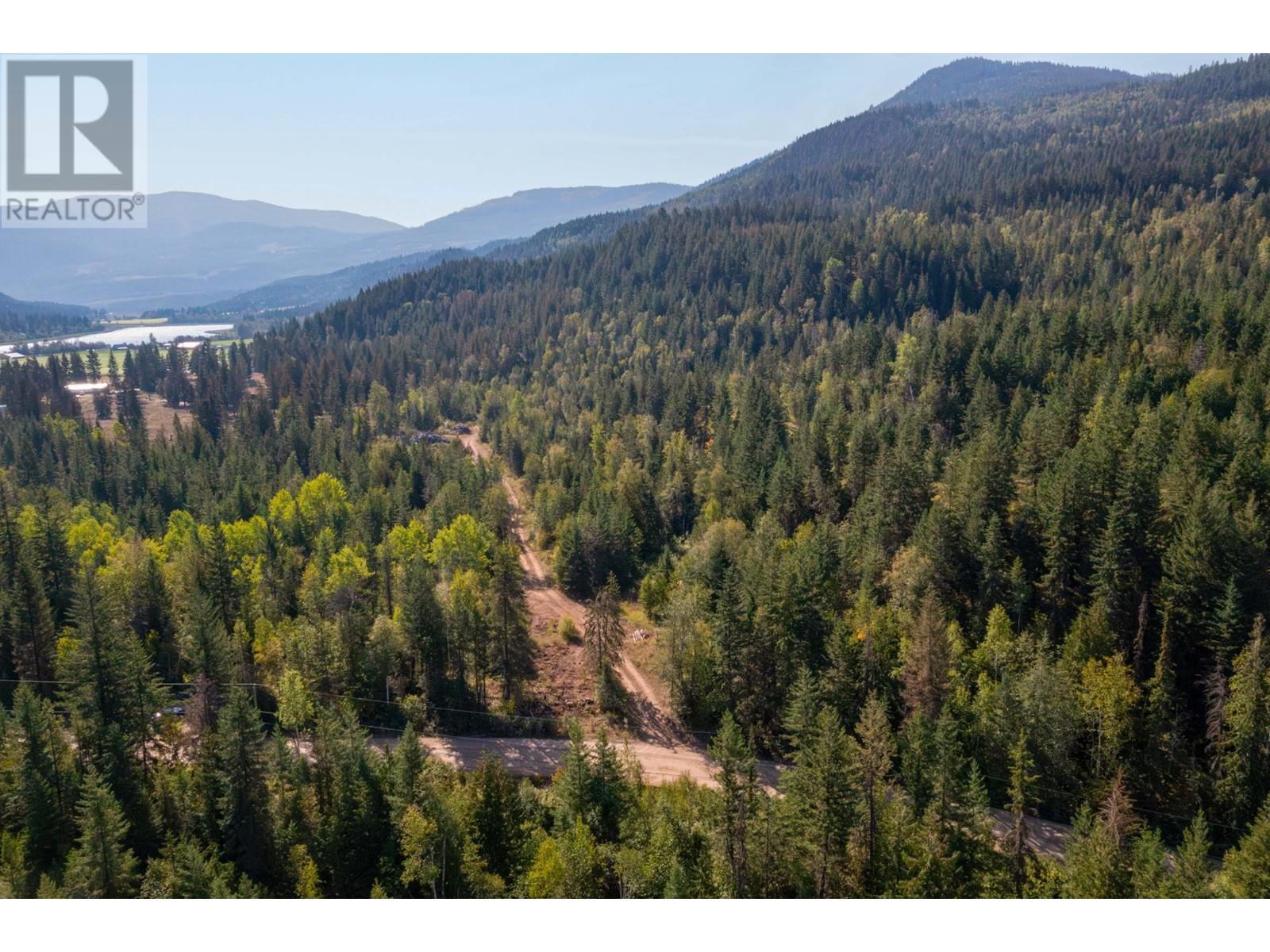 Lot B SKIMIKIN ROAD, chase, British Columbia