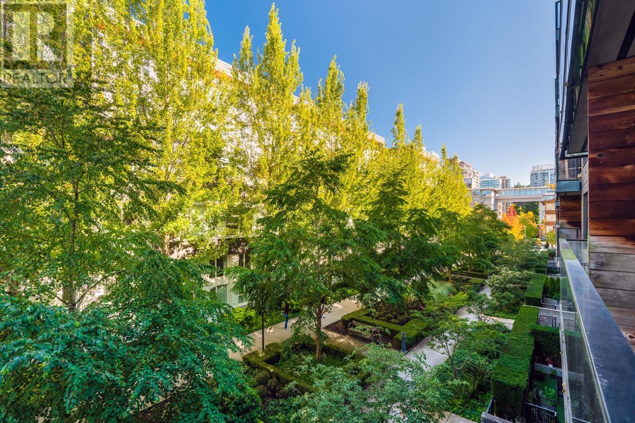 Listing Picture 23 of 25 : 310 5955 BIRNEY AVENUE, Vancouver / 溫哥華 - 魯藝地產 Yvonne Lu Group - MLS Medallion Club Member