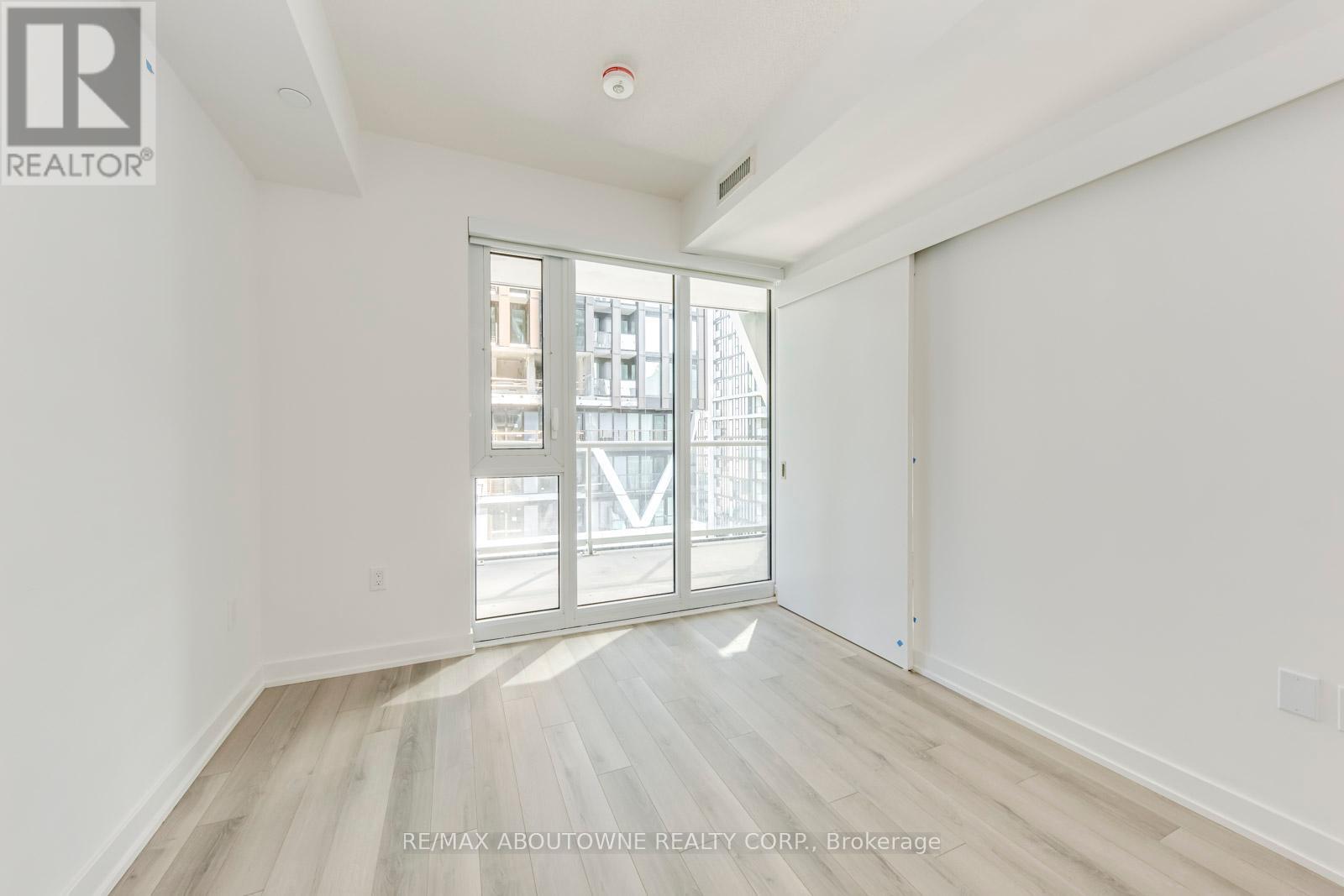 1327 - 230 Simcoe Street, Toronto (Kensington-Chinatown), Ontario  M5T 0G7 - Photo 15 - C9305291