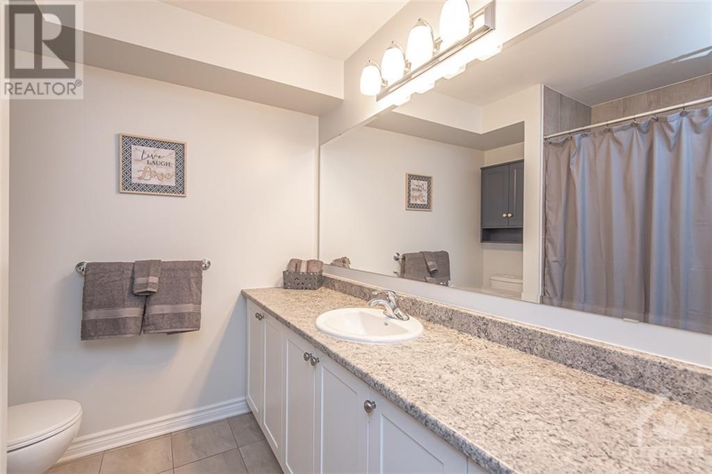 105 BLUESTONE PRIVATE UNIT#2 Ottawa