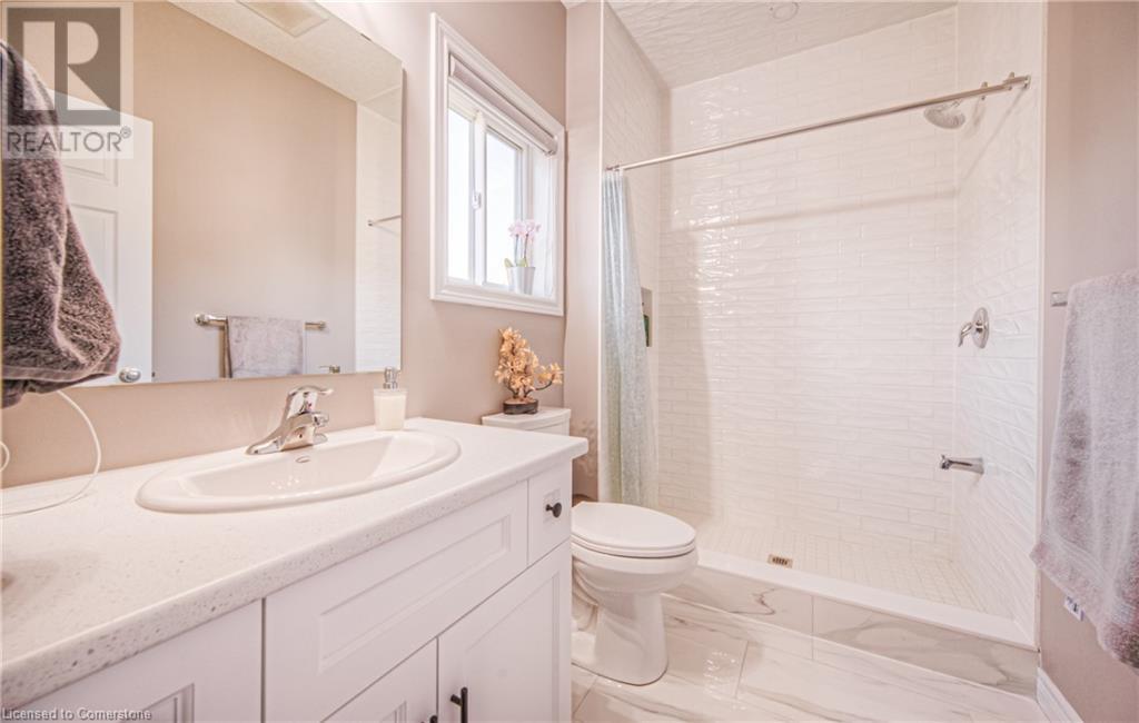 43 Broadacre Dr Drive, Kitchener, Ontario  N2R 0S5 - Photo 31 - 40638050