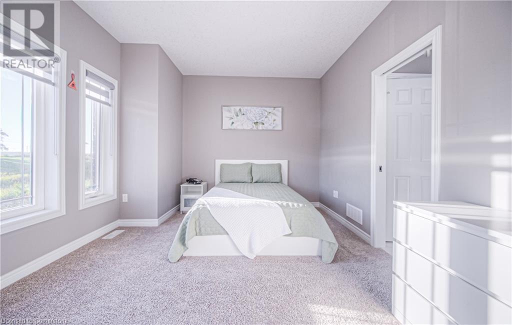 43 Broadacre Dr Drive, Kitchener, Ontario  N2R 0S5 - Photo 36 - 40638050