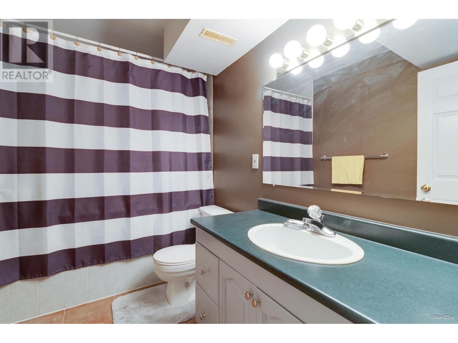 1662 Plateau Crescent, Coquitlam, British Columbia  V3E 3B3 - Photo 36 - R2922275