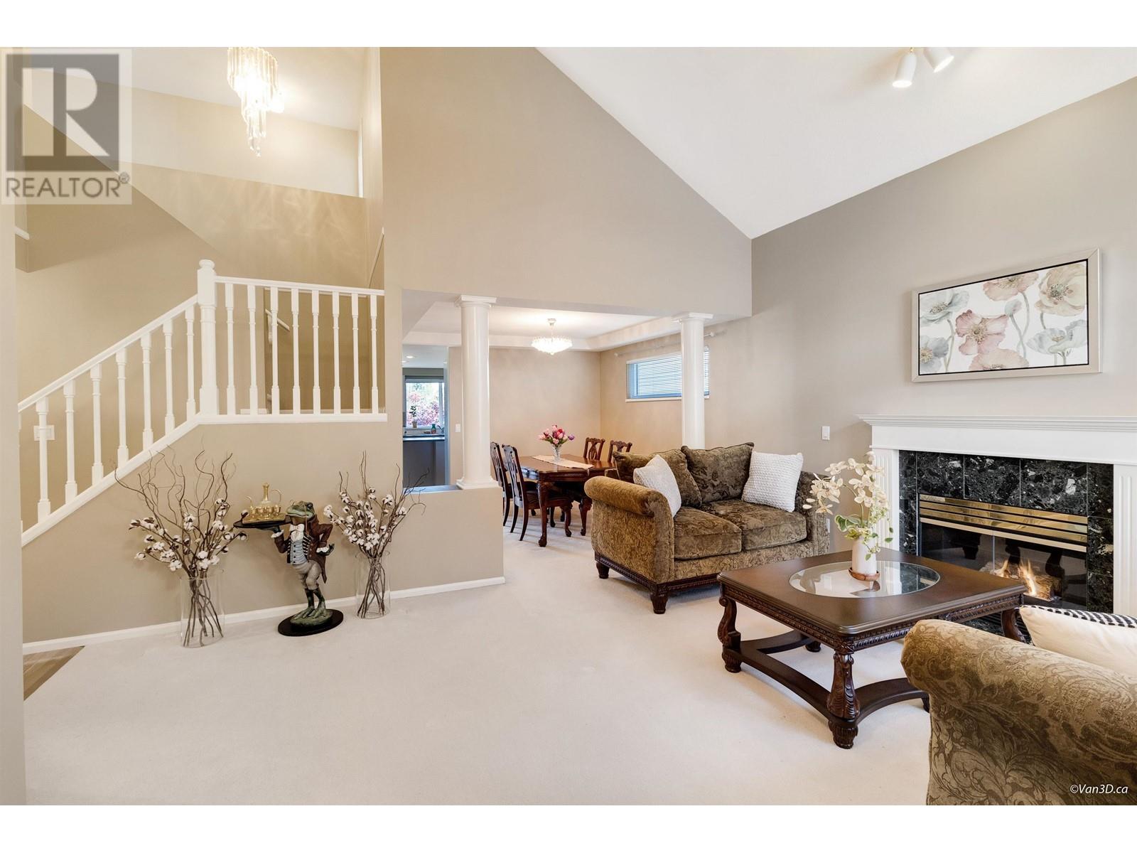 1662 Plateau Crescent, Coquitlam, British Columbia  V3E 3B3 - Photo 4 - R2922275
