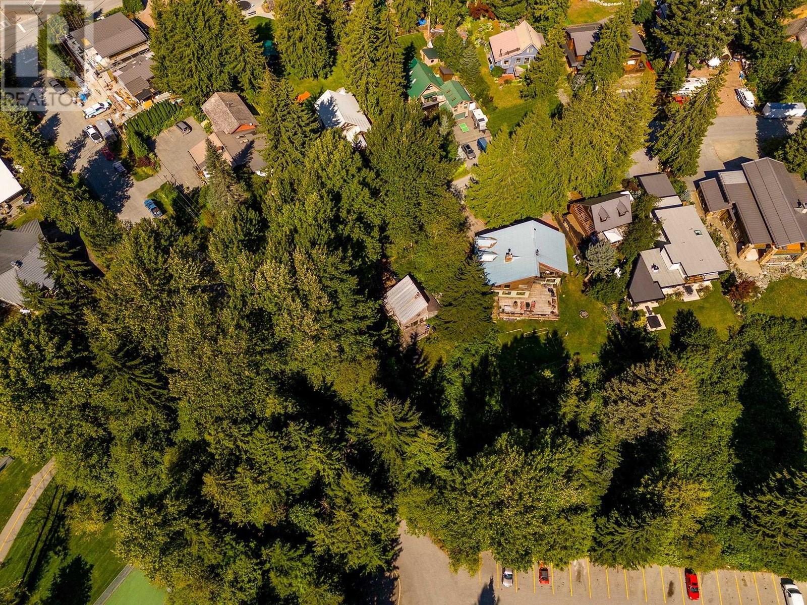 8109 Cedar Springs Road, Whistler, British Columbia  V8E 0G2 - Photo 2 - R2922277