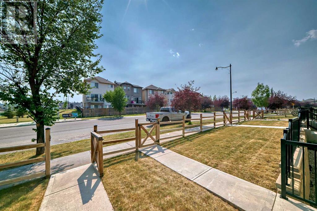 940 Sherwood Boulevard Nw, Calgary, Alberta  T3R 0V3 - Photo 3 - A2152134