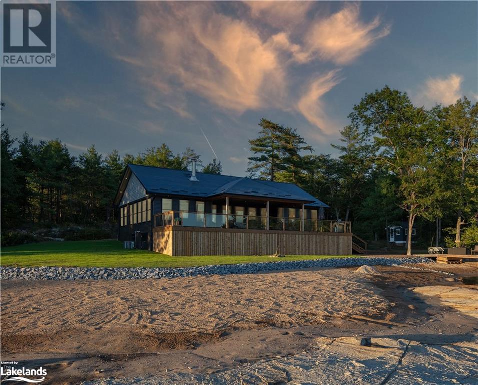 32 A11 Island, Pointe Au Baril, Ontario  P0G 1K0 - Photo 2 - 40640066