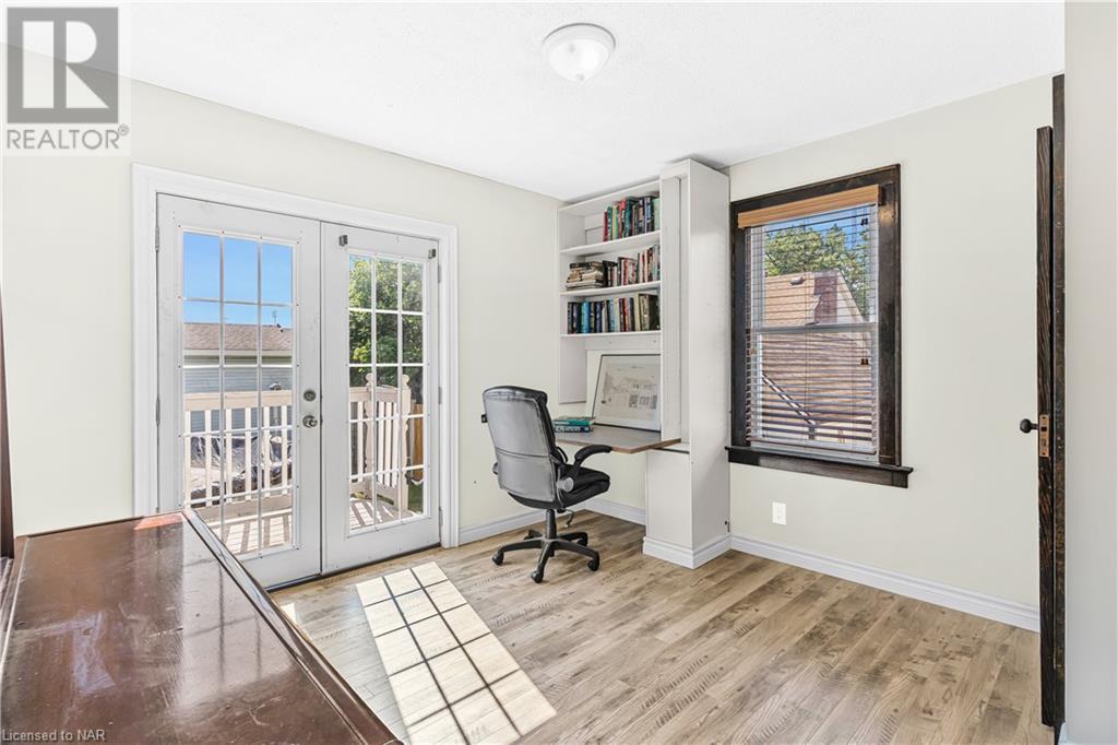 19 Campbell Avenue, St. Catharines, Ontario  L2P 2M3 - Photo 7 - 40643436