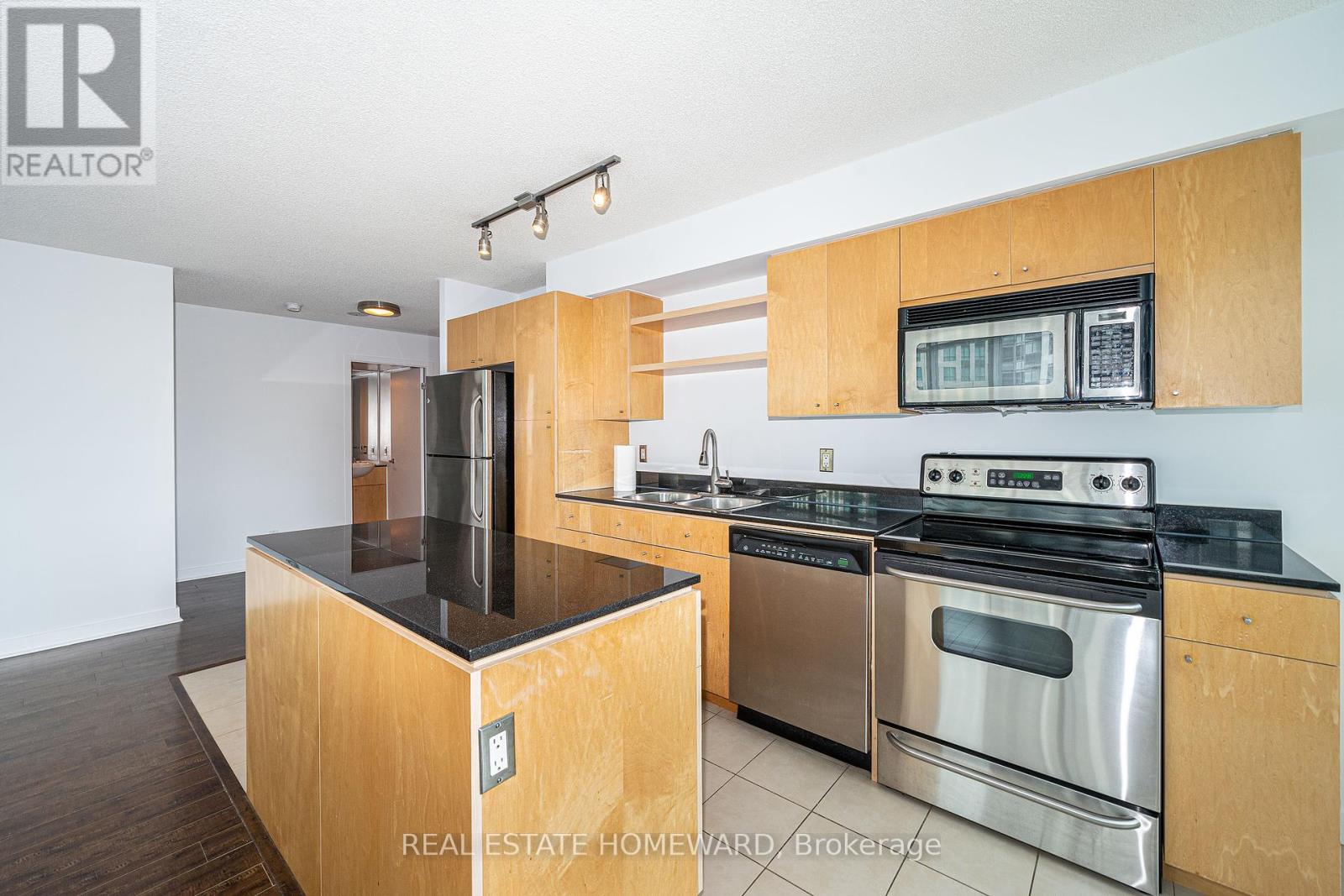 810 - 373 Front Street W, Toronto (Waterfront Communities), Ontario  M5V 3R7 - Photo 10 - C9305833