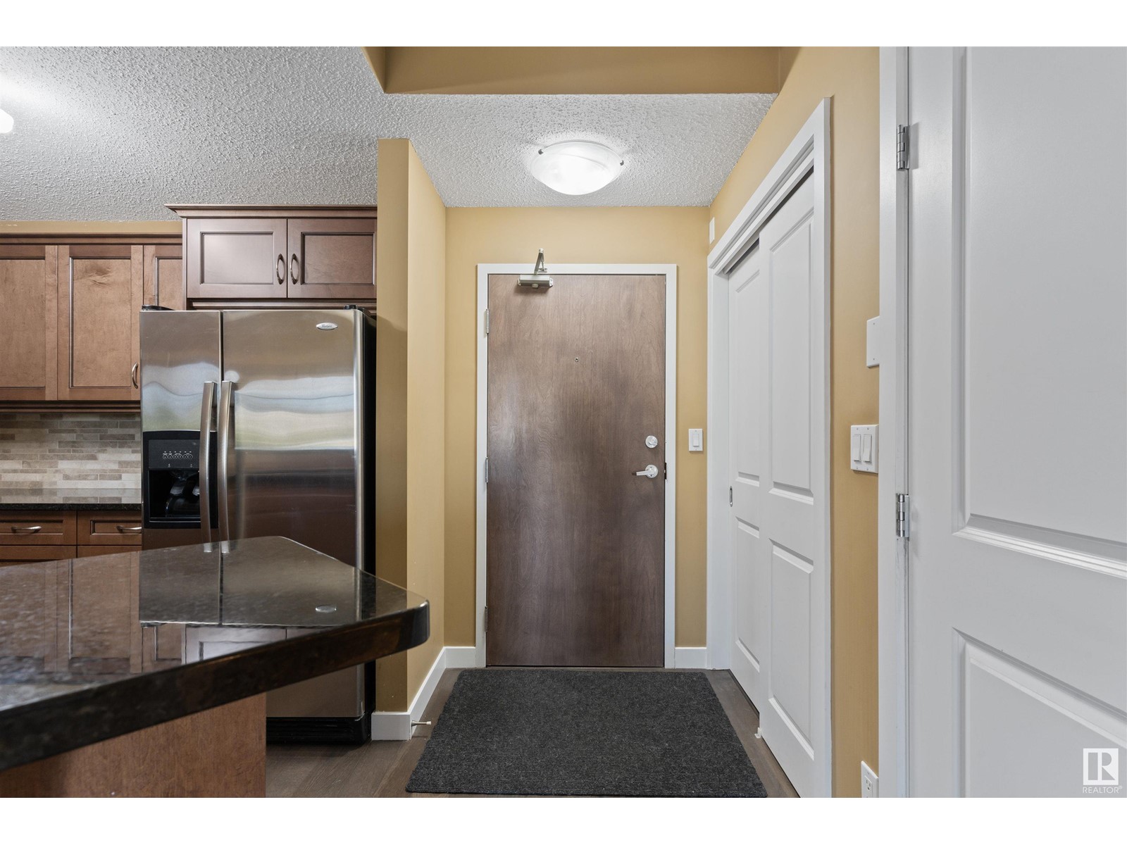 #305 7907 109 St Nw, Edmonton, Alberta  T6G 1C7 - Photo 3 - E4405356