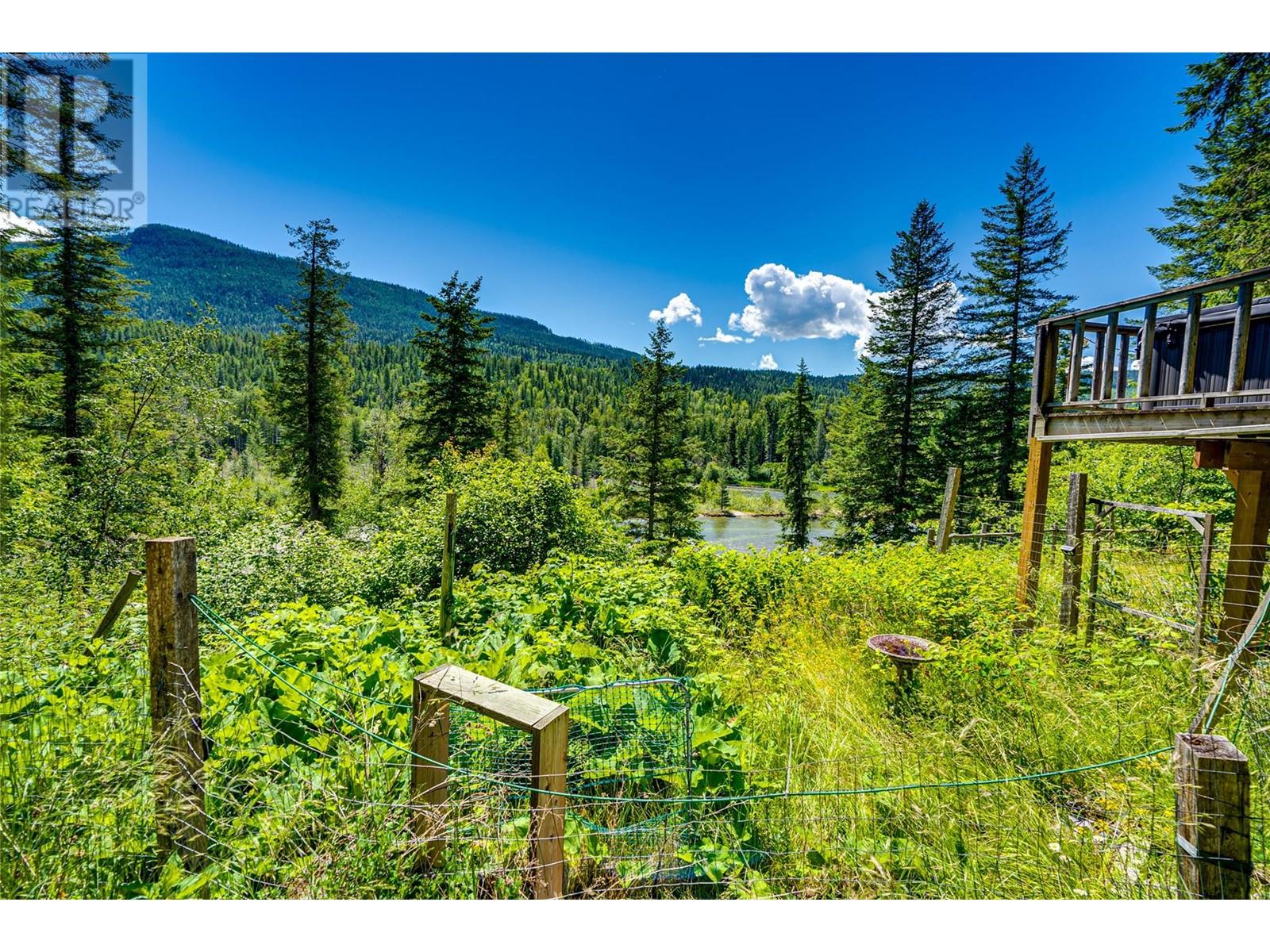 2888 Mabel Lake Road Enderby