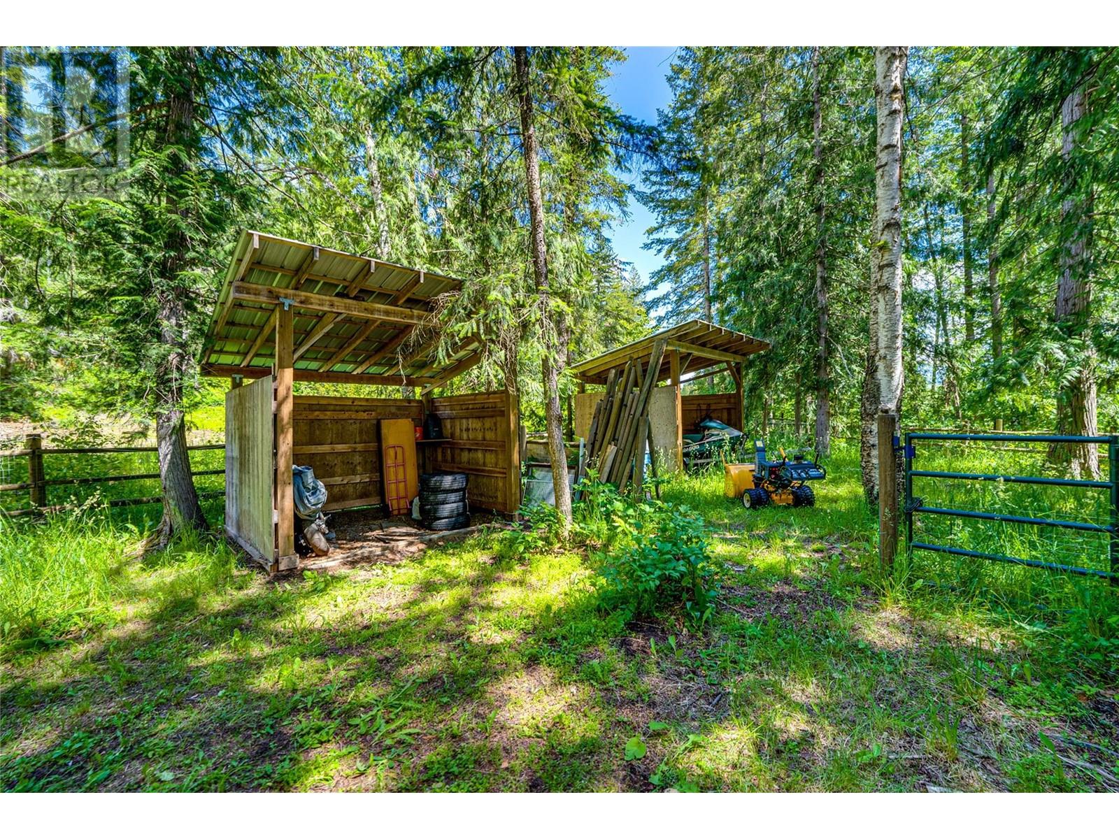 2888 Mabel Lake Road Enderby