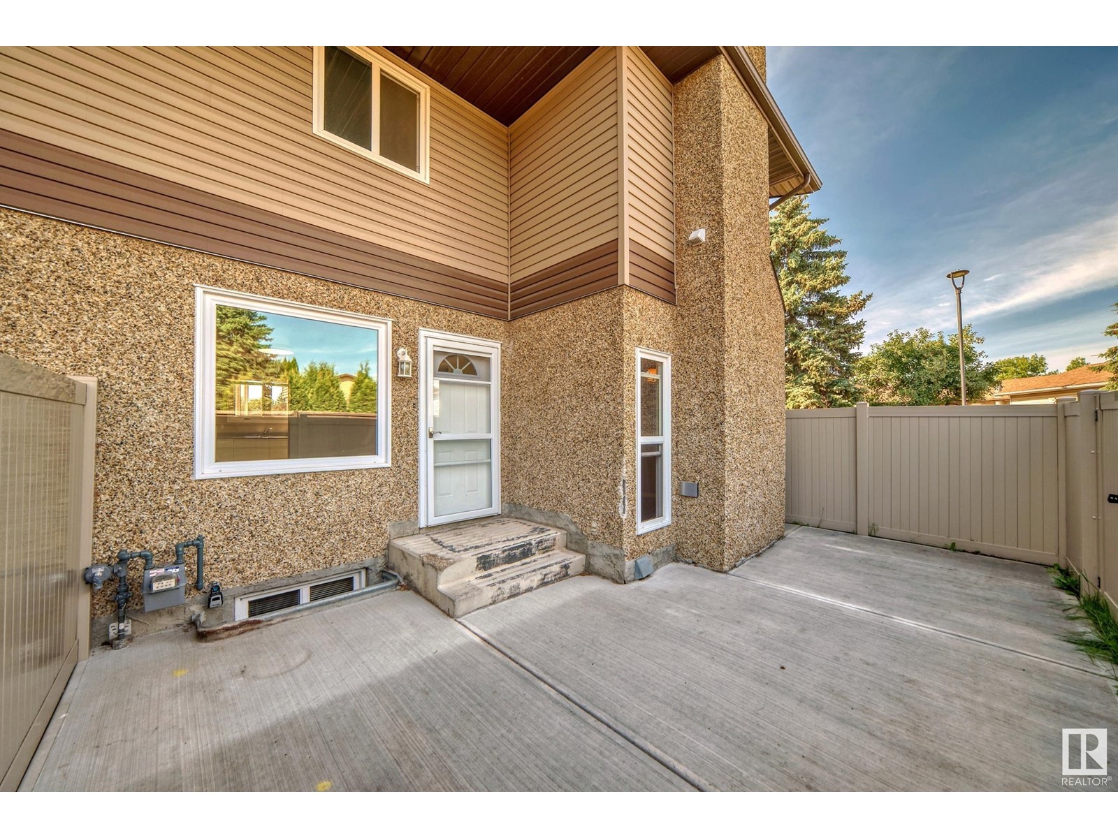 17032 100 St Nw, Edmonton, Alberta  T5X 5E1 - Photo 37 - E4405370