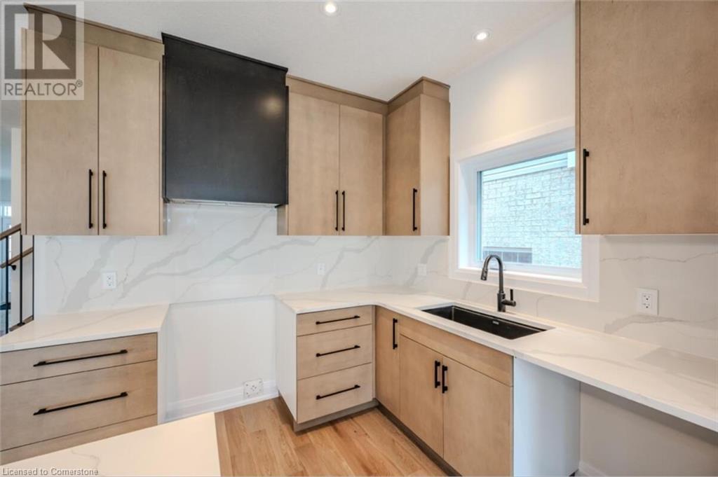 7 Jacob Detweiller Drive Unit# Lot 0046, Kitchener, Ontario  N2P 0K7 - Photo 9 - 40616783