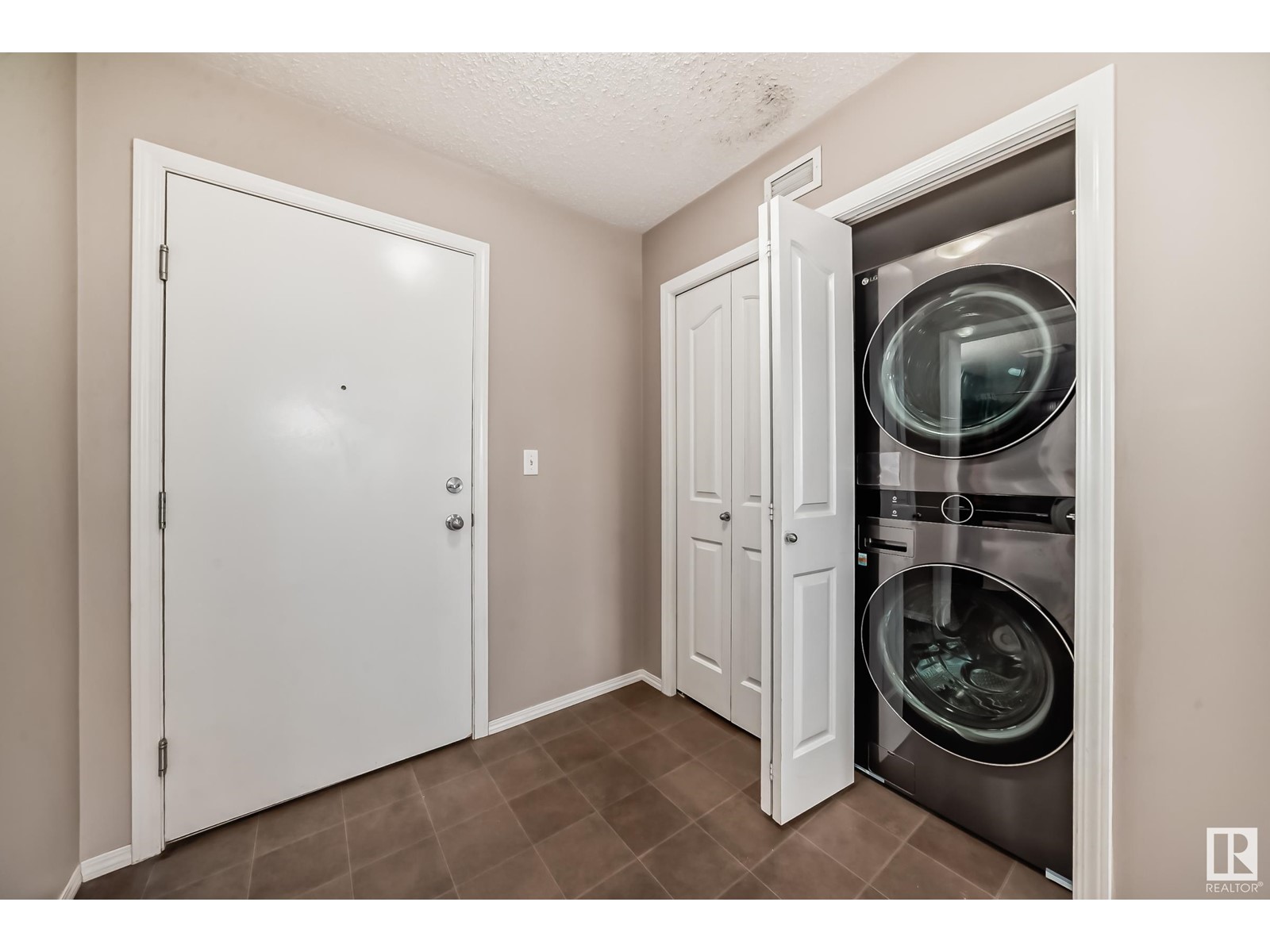 #411 11820 22 Av Sw, Edmonton, Alberta  T6W 2A2 - Photo 2 - E4405382