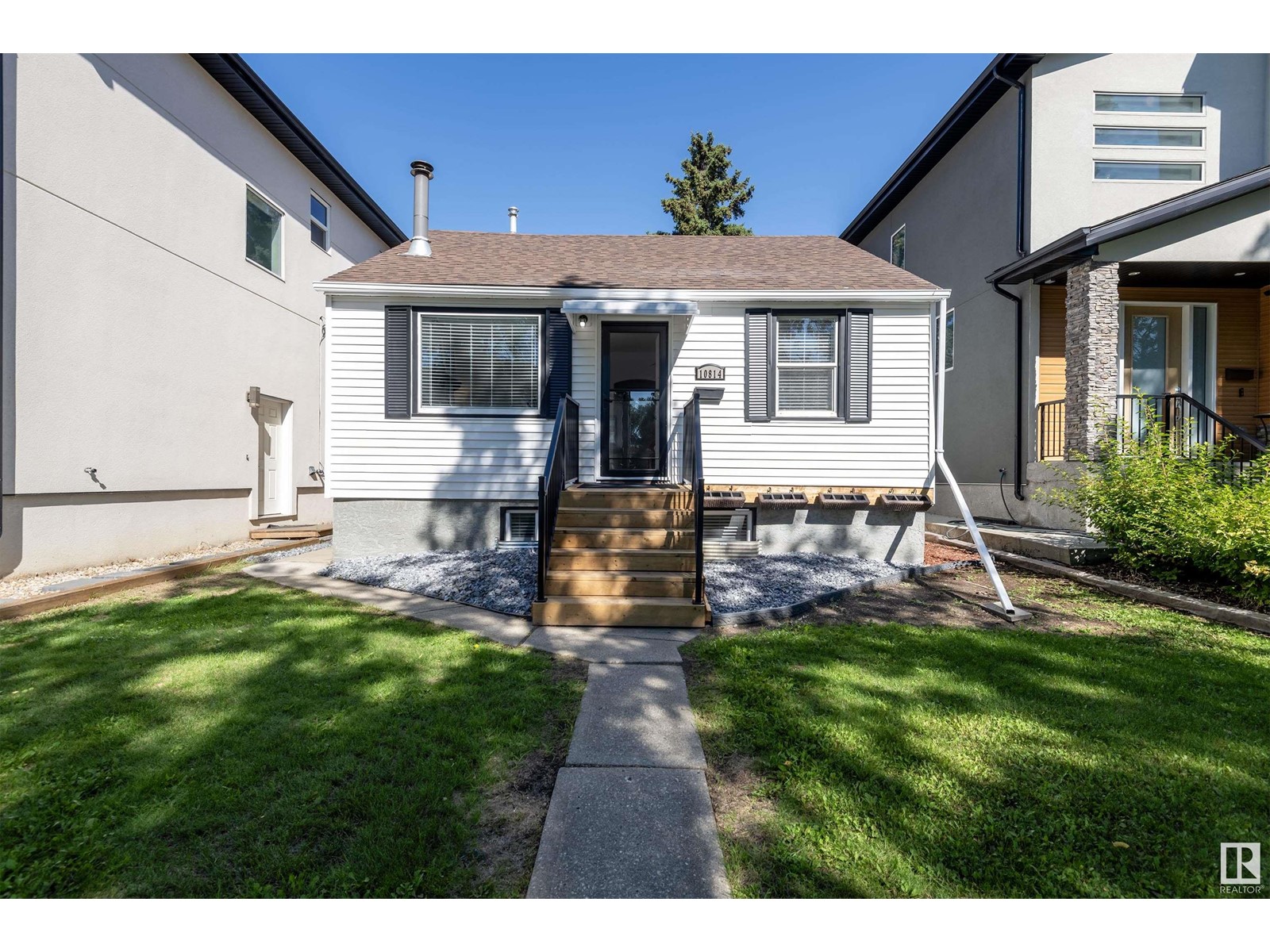 10814 75 AV NW, edmonton, Alberta