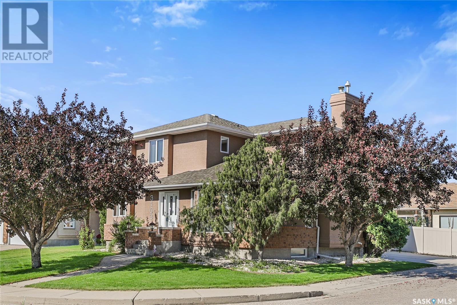 3103 Wascana GLEN, regina, Saskatchewan